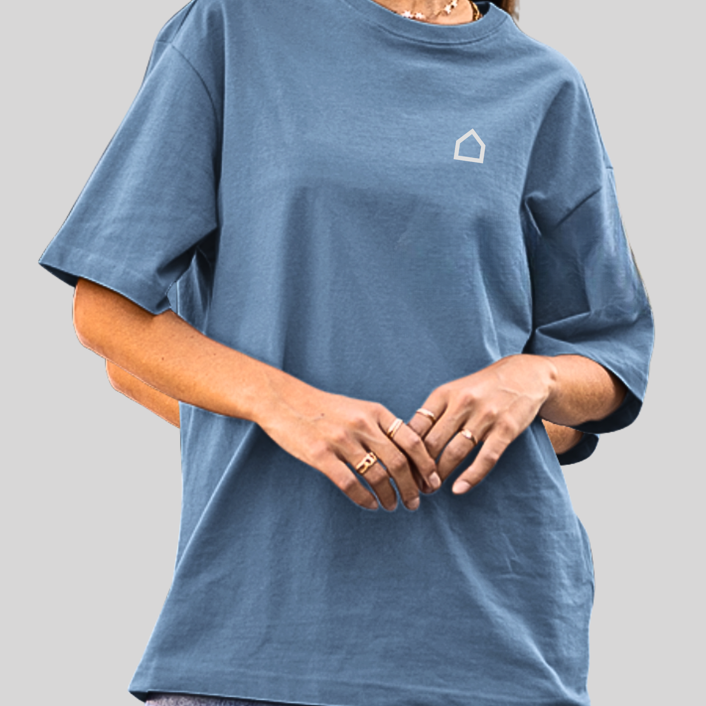 Unisex Standard Fit Unit Logo T-shirt